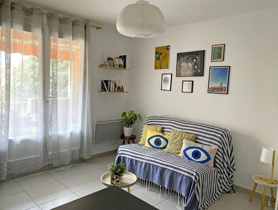 Joli Studio A 6 Min A Pied De La Plage Apartment ซานารี-ซูร์-แมร์ ภายนอก รูปภาพ